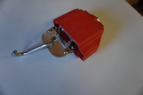 Kötélfeszítő racsni